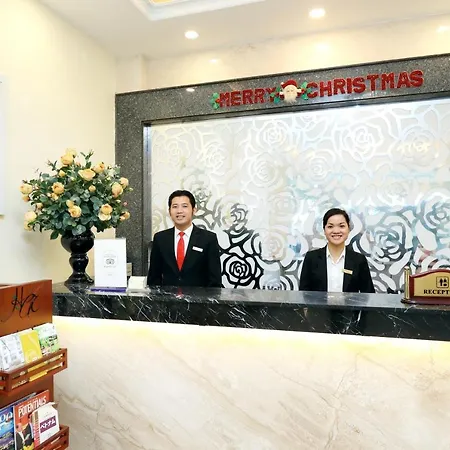 Flower Hotel